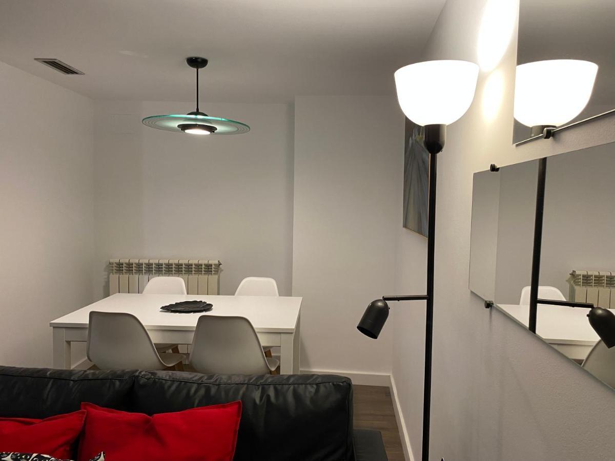 Lc Apartamentos Cesar Augusto ซาราโกซา ภายนอก รูปภาพ