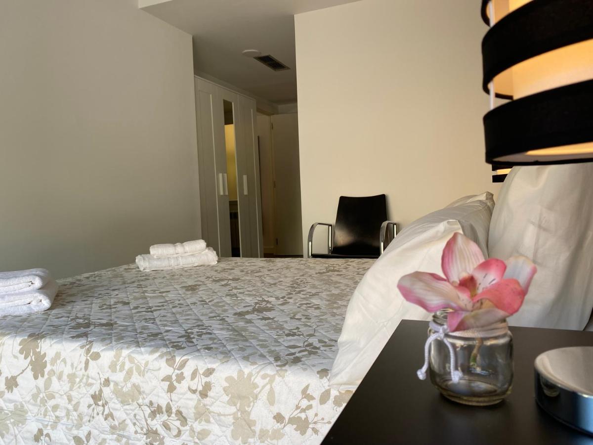 Lc Apartamentos Cesar Augusto ซาราโกซา ภายนอก รูปภาพ